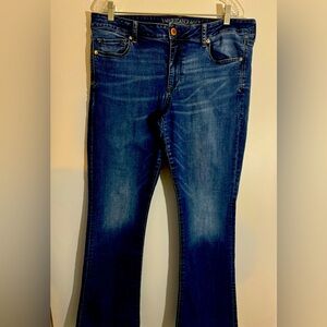 American Eagle women’s jeans super stretch size 16 regular inseam used condition